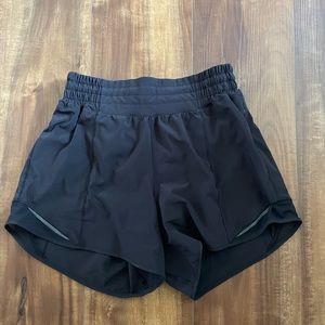 Lululemon Hotty Hots